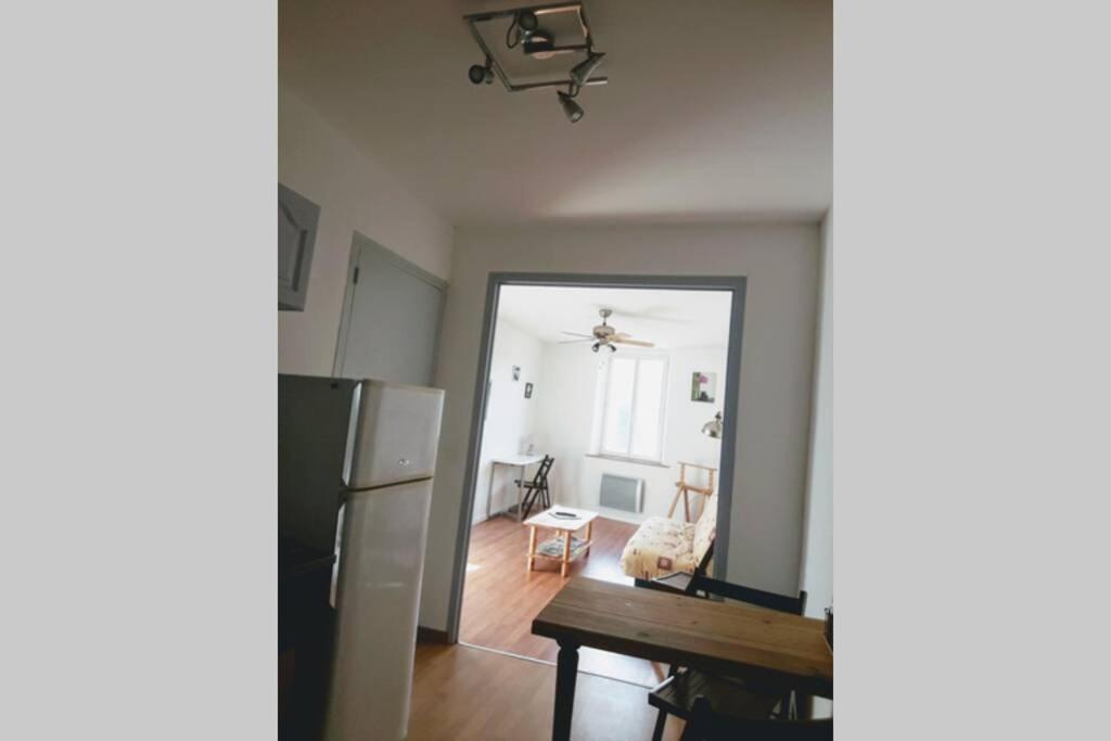 La Belle Vue Entre Terre Et Mer 2 Etoiles Apartment Maury Exterior photo